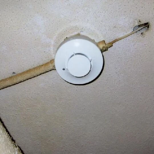 画像1479：自動火災報知設備煙感知器交換後