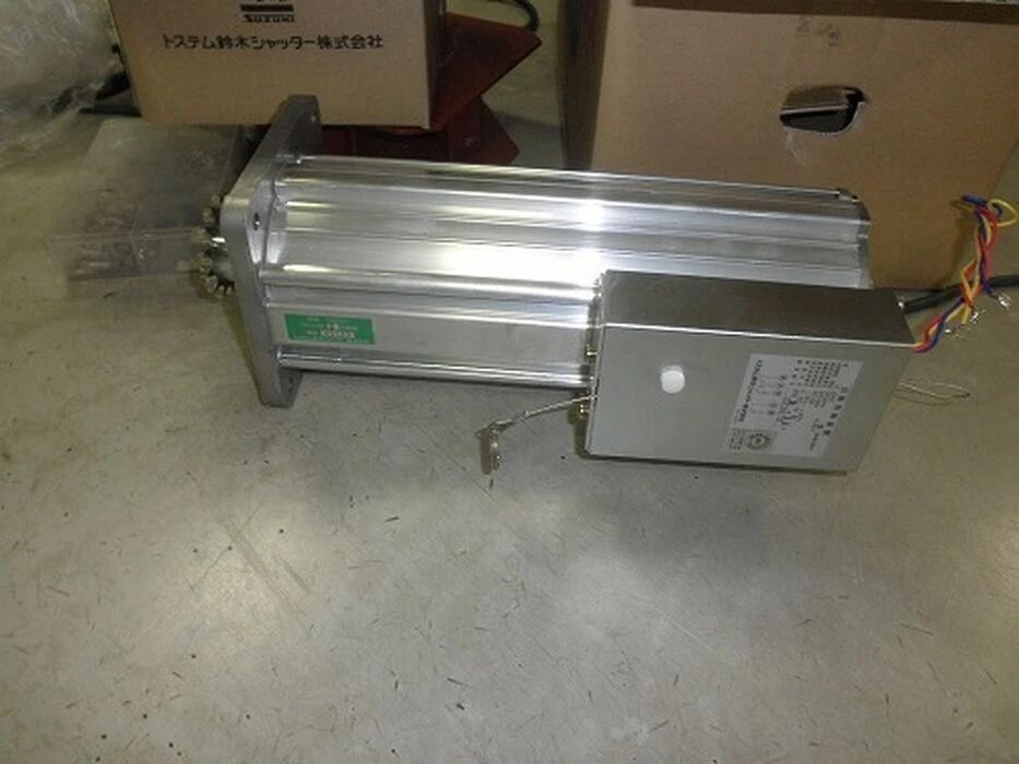 画像1543：避難器具避難ハッチ交換後