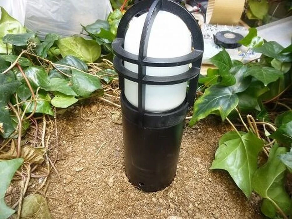 画像1555：避難器具避難ハッチ交換後